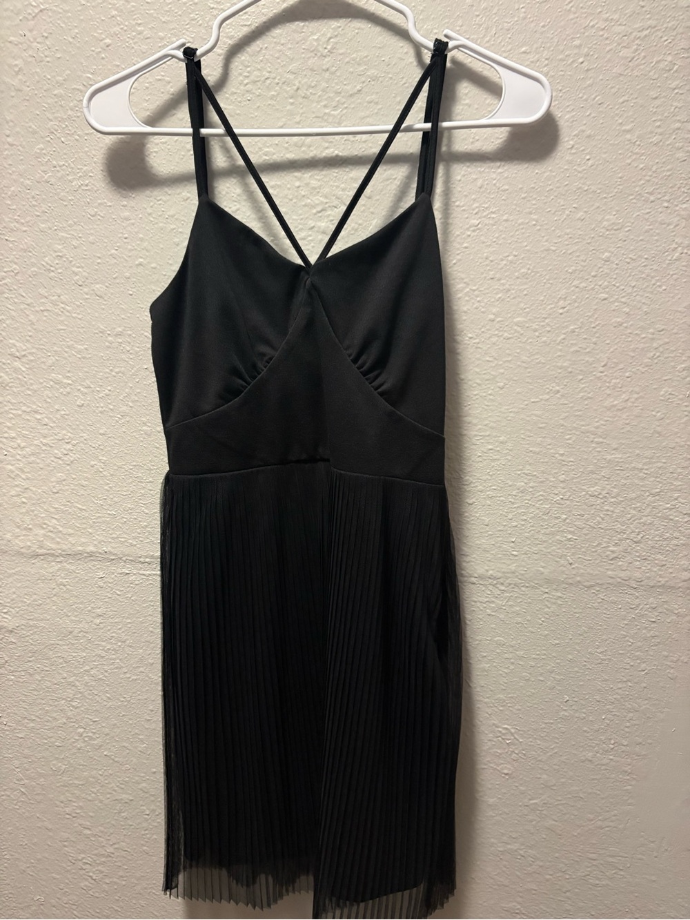 Black Pleated Midi Slip Dress with Spaghetti Straps